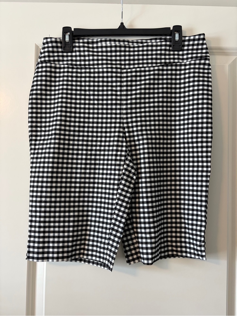 Jules & Leopold Black and White Gingham Bermuda Shorts